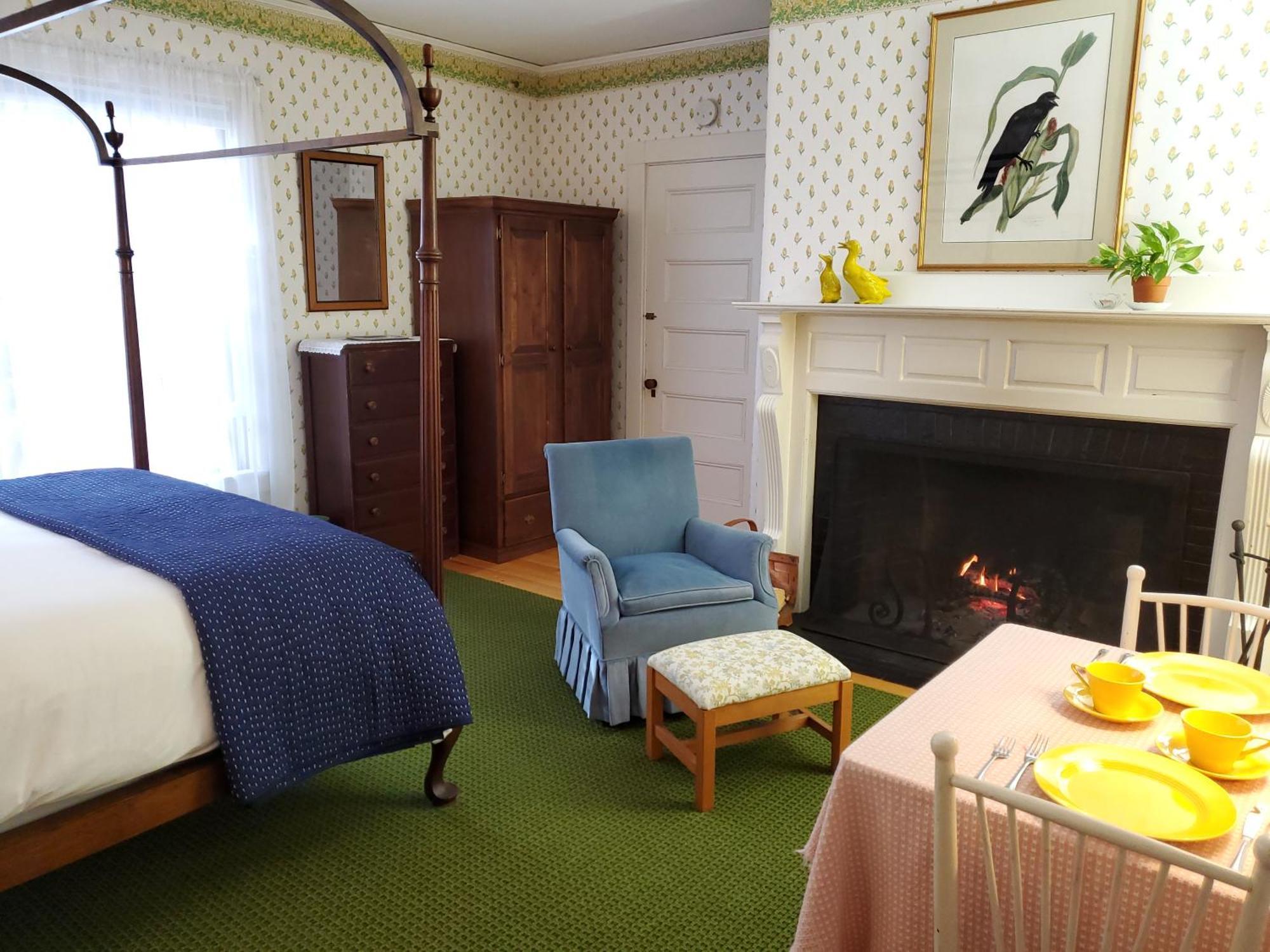 Harbourside Inn Northeast Harbor Room photo