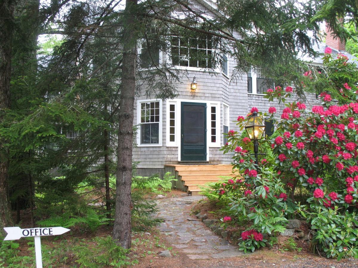 Harbourside Inn Northeast Harbor Exterior photo