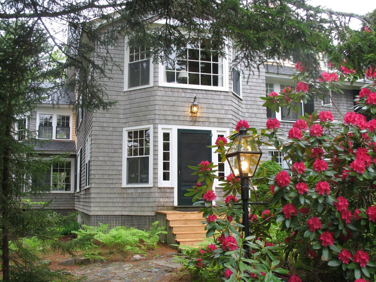 Harbourside Inn Northeast Harbor Exterior photo